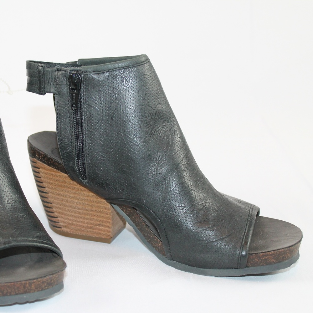 OTBT Heel Sandal Booties Black Free Spirit 8 NEW - Picture 3 of 8